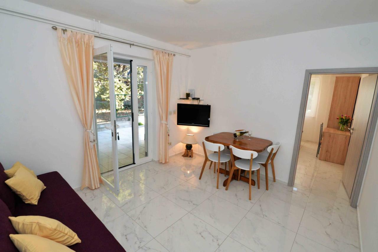 Apartmani Dora Муртер Екстериор снимка