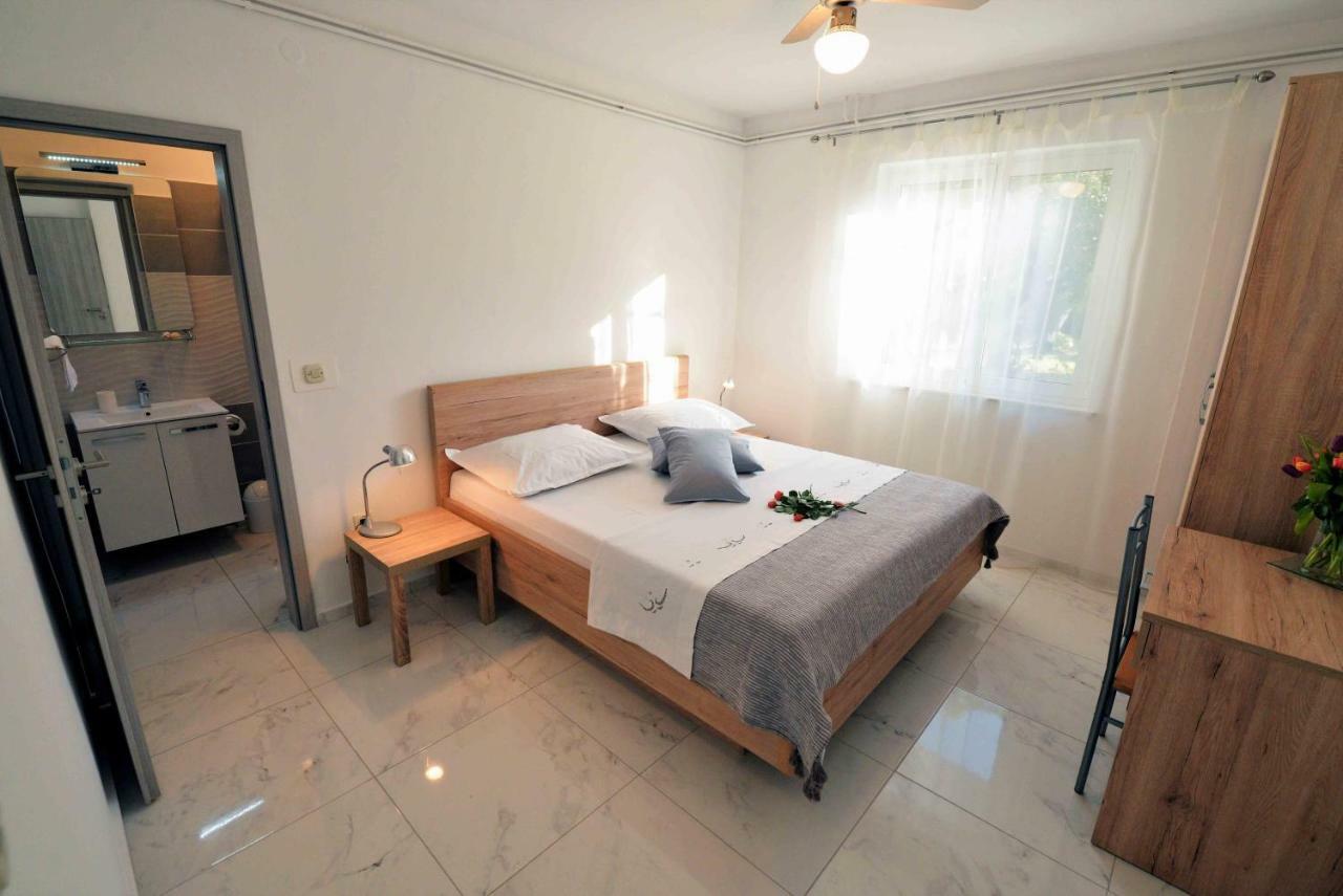 Apartmani Dora Муртер Екстериор снимка