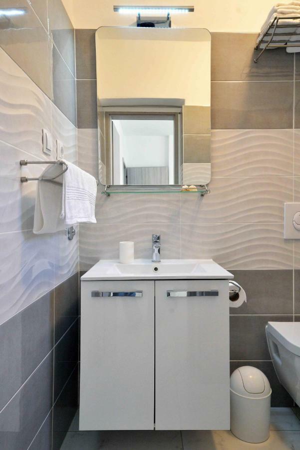 Apartmani Dora Муртер Екстериор снимка