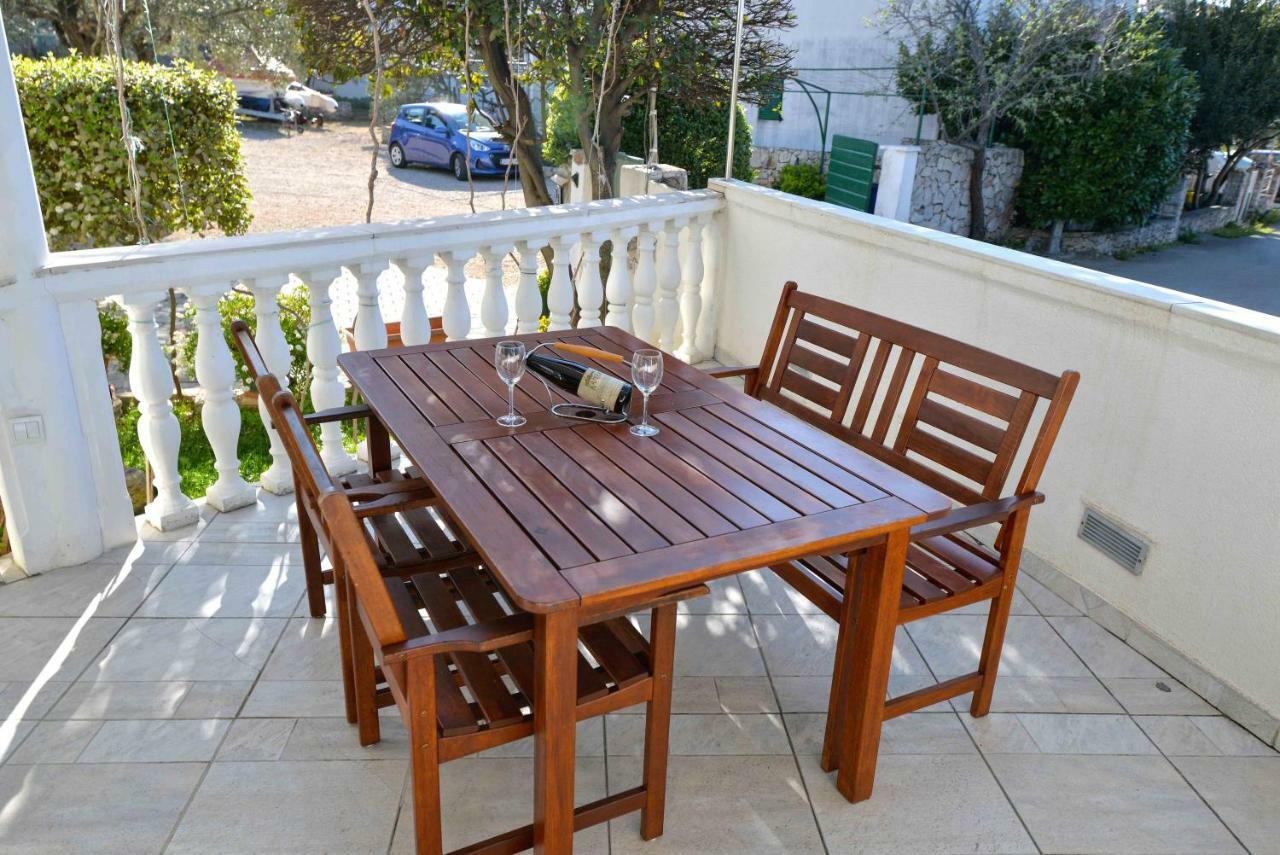 Apartmani Dora Муртер Екстериор снимка