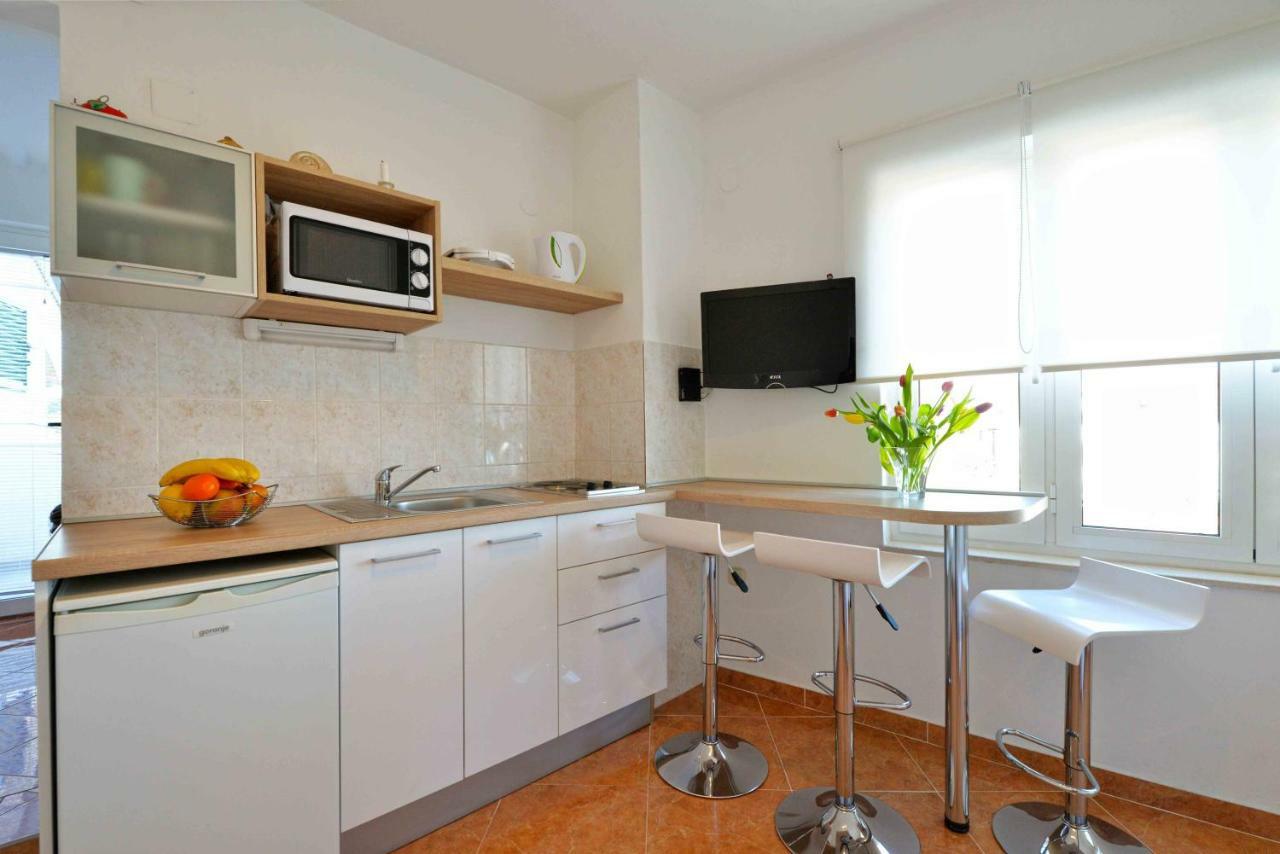 Apartmani Dora Муртер Екстериор снимка