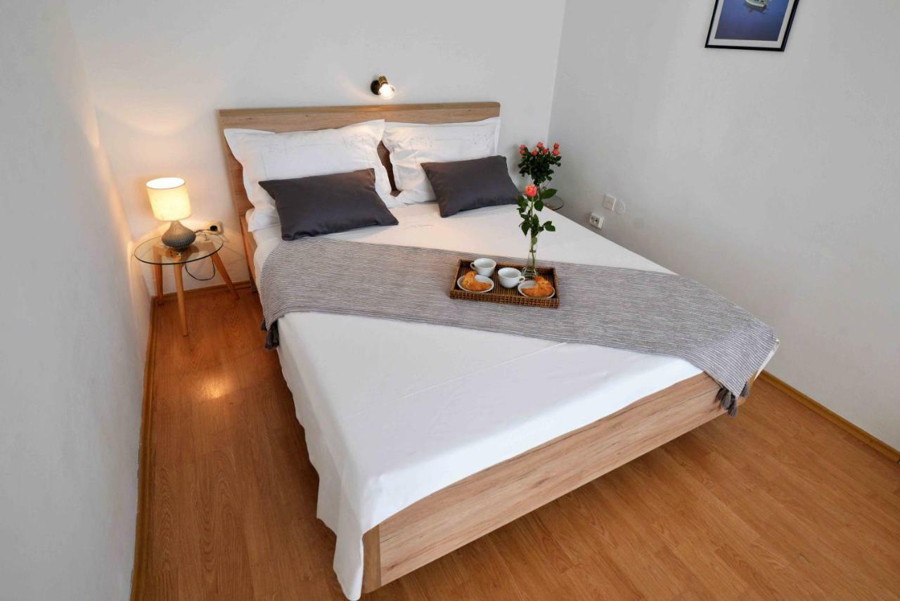 Apartmani Dora Муртер Екстериор снимка
