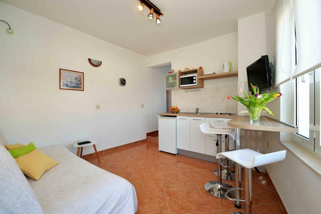 Apartmani Dora Муртер Екстериор снимка